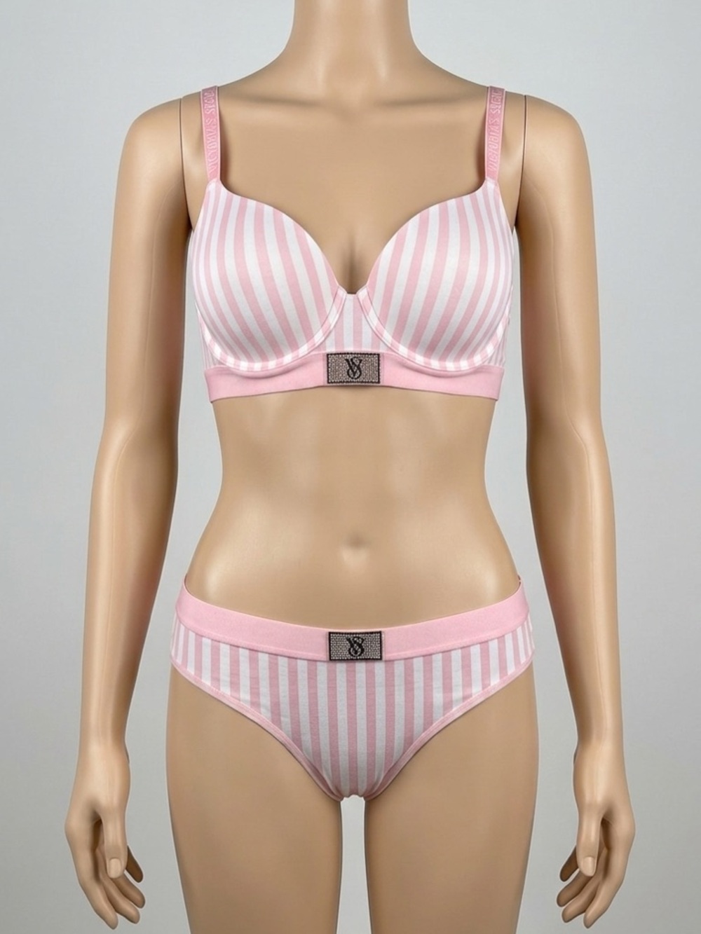 🩷🩷Victoria's Secret Pink & White Striped set🩷🩷